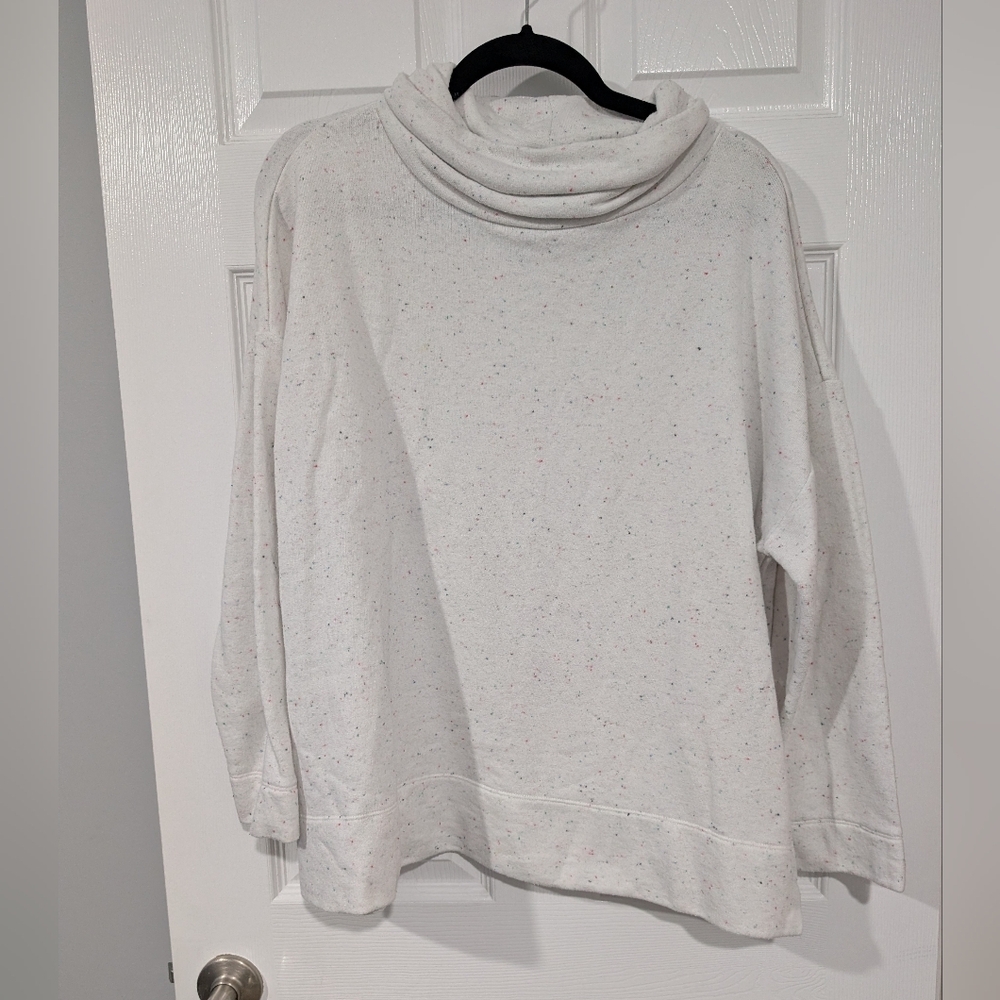 LOFT Plus White Modern Funnel Neck Speckled/Splatter Sweater in Size 20/22
